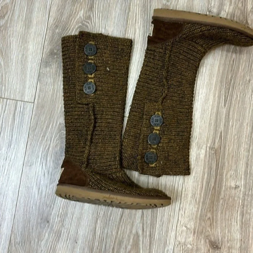 Ugg Brown classic cardy button sweater boots size 6